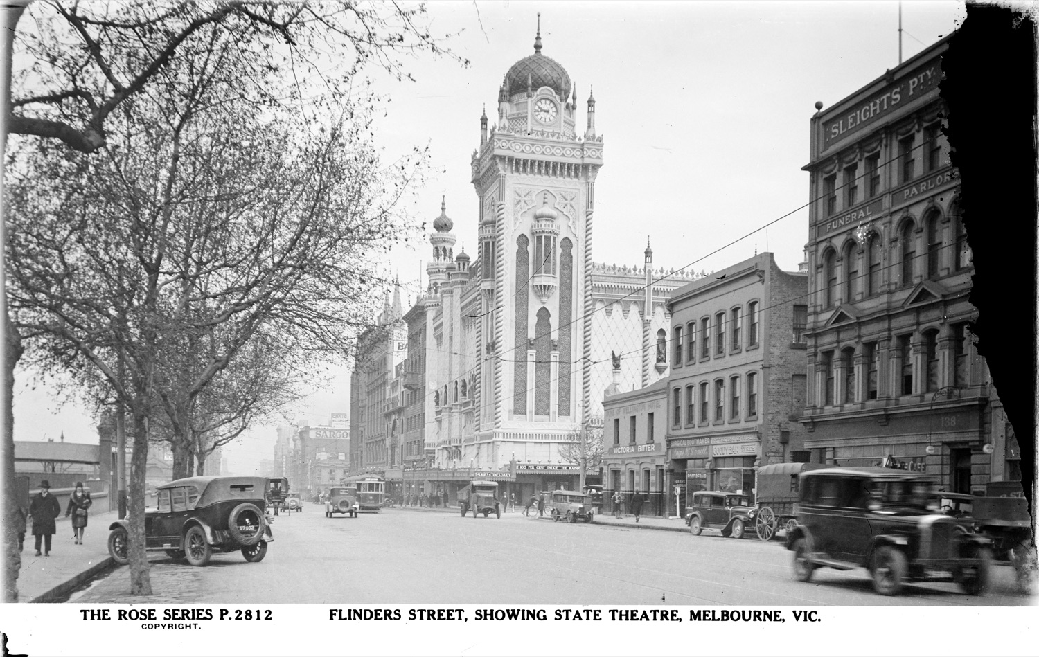 Rose Stereograph Co - between 1920 and 1954 - Flinders Street, Showing State Theatre, Melbourne, Vic - H324924061